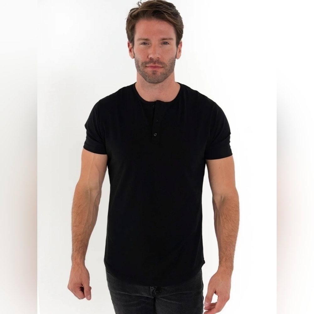 WYR Wear Mens Classic Henley shirt black Large EUC Buisness casual